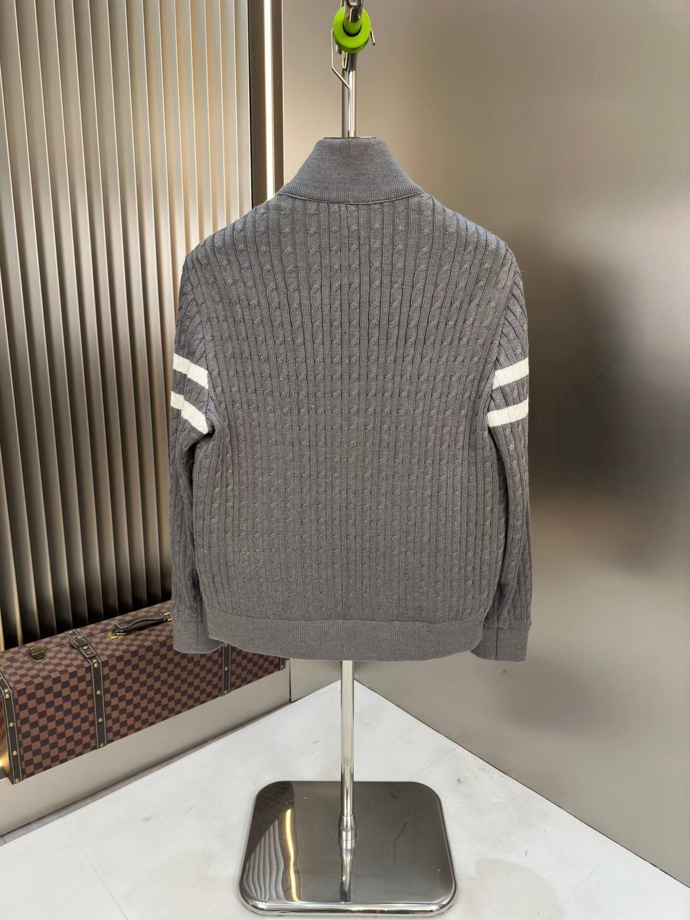 Пуховик Moncler