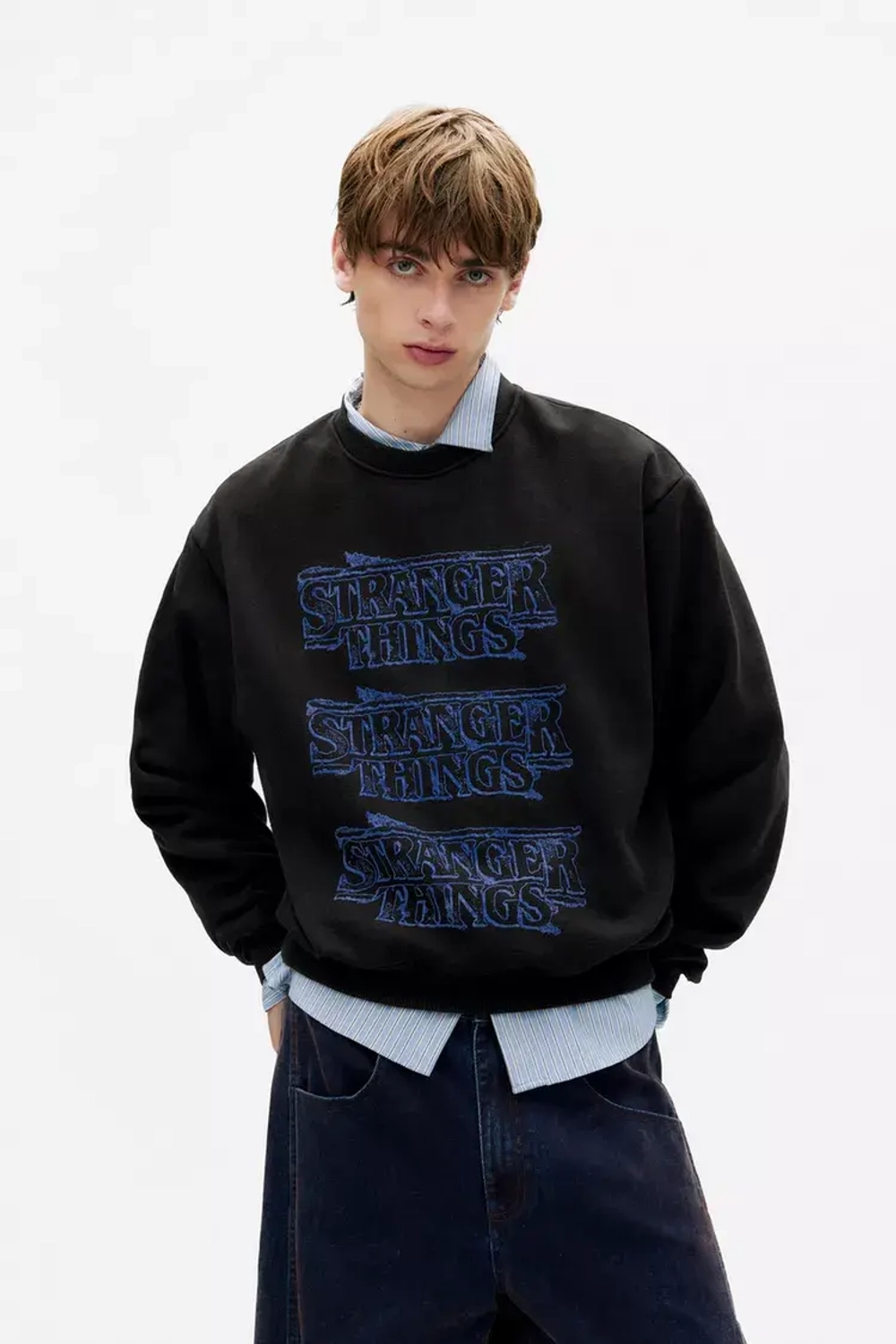PULL&BEAR Толстовка "Stranger Things", темно-серый