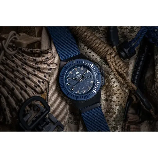 Швейцарские тактические часы Traser P69 Black Stealth Blue 109856