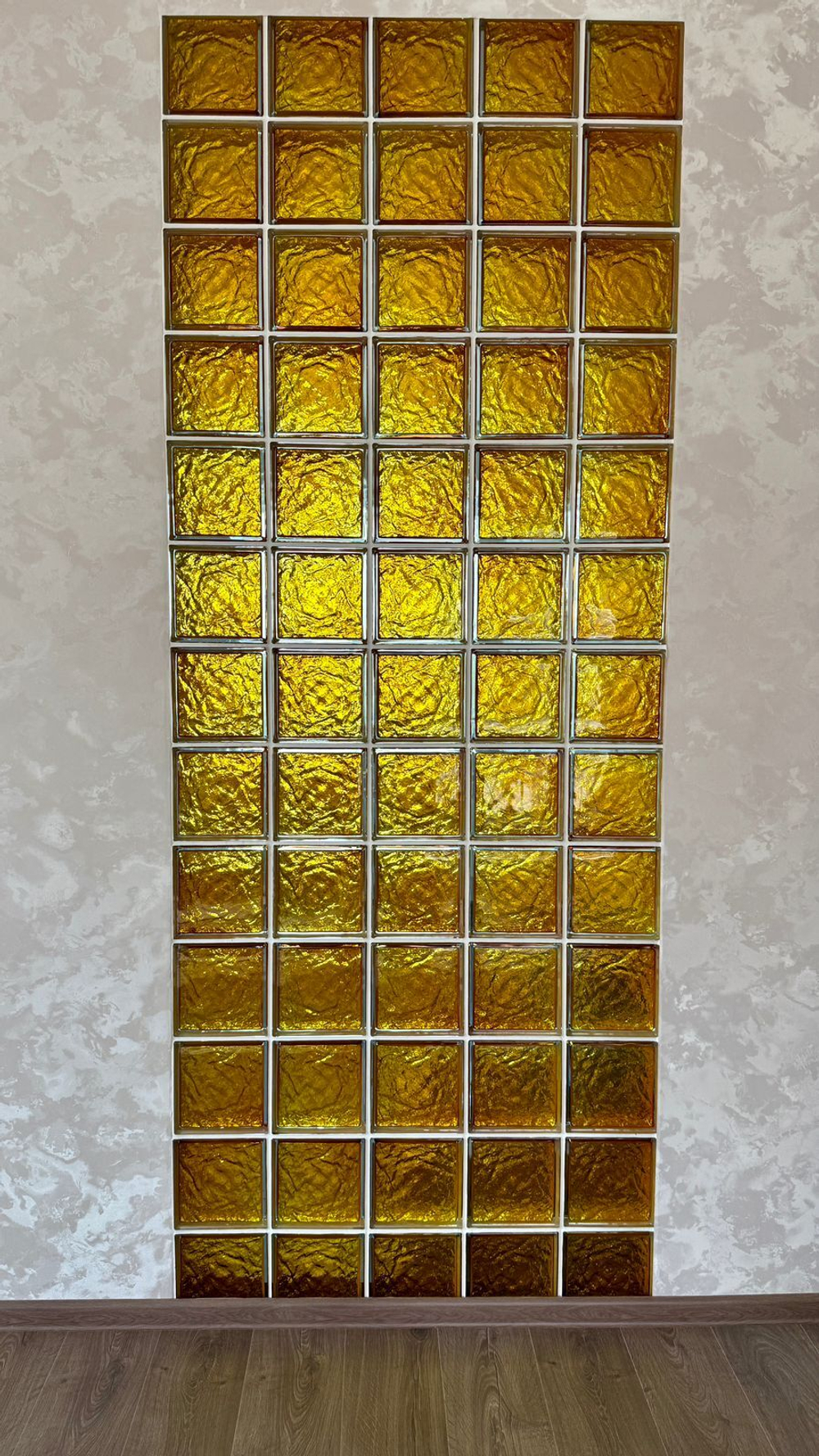 Стеклоблок Айс медовый Vitrablok 19,7x19,7x8