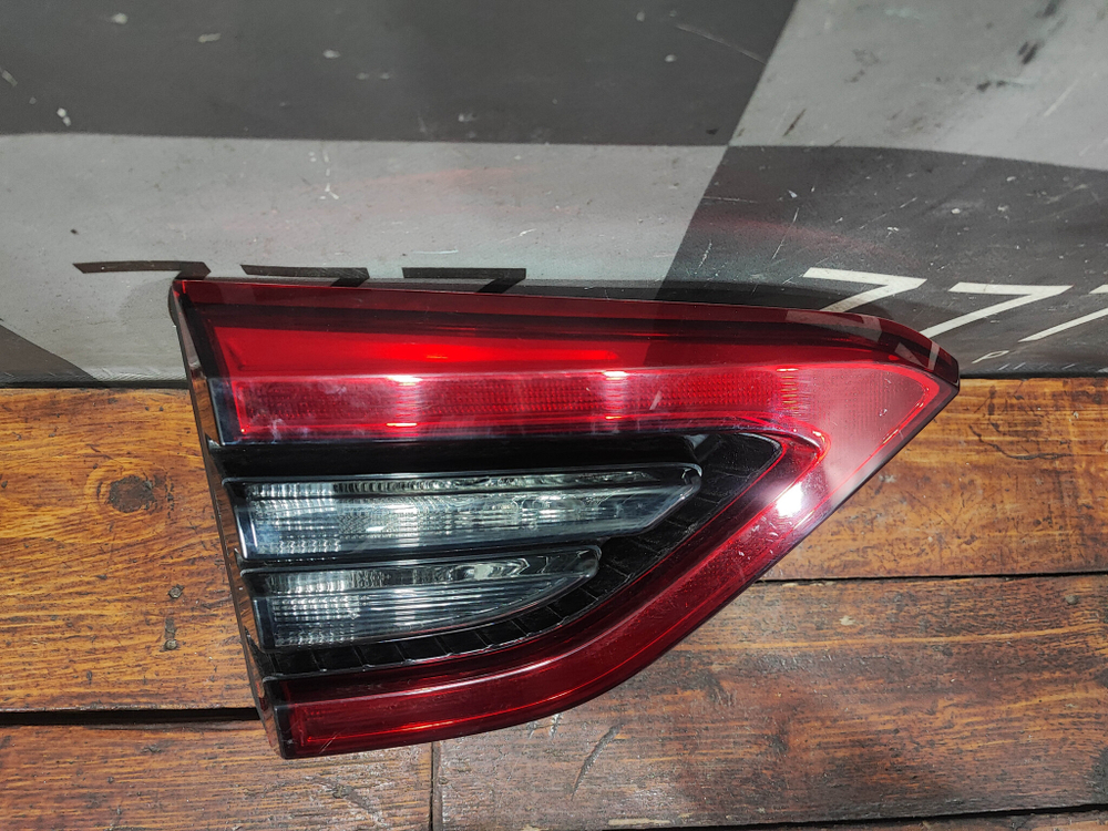 Фонарь задний левый Chery Tiggo 4 Pro 20-нв Б/У Оригинал J684433030