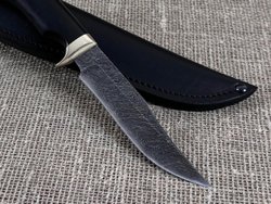 Нож "Скорпион", дамасская сталь, рукоять черный граб мореный