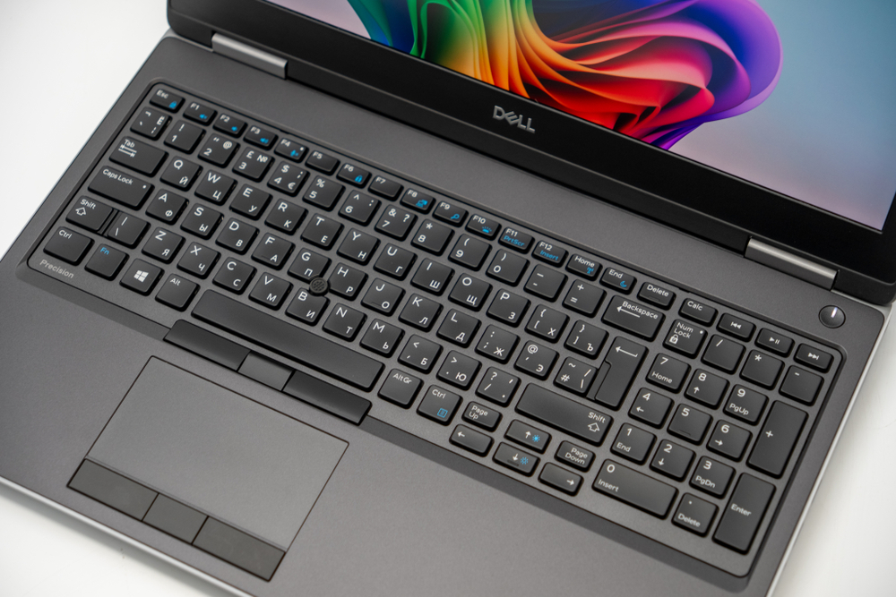Ноутбук Dell Precision 7540 ( i7-9750H / Quadro T2000 )