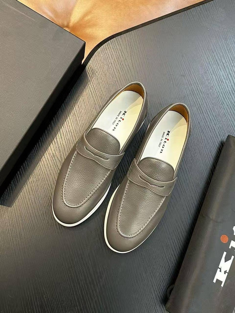 Лоферы Kiton