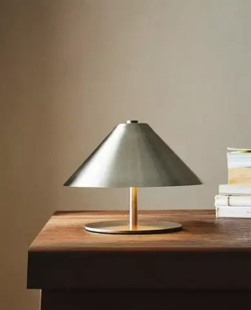 ZARA HOME БЕСПРОВОДНАЯ ЖЕЛЕЗНАЯ ЛАМПА, СЕРЕБРО