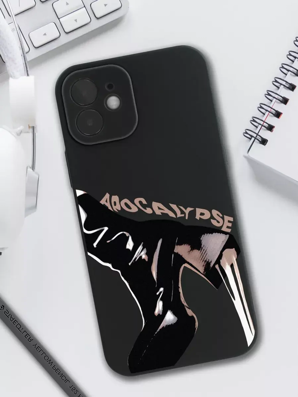 Чехол на iPhone 12 с принтом