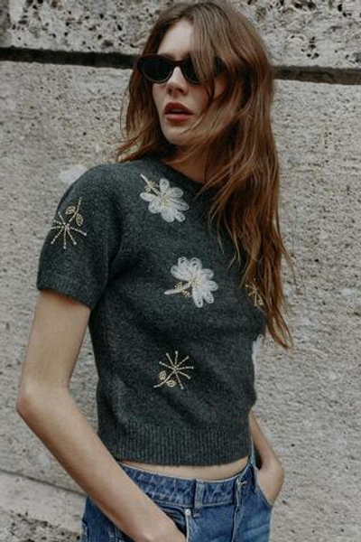 ТРИКОТАЖНЫЙ ТОП С БУСИНАМИ — ZARA