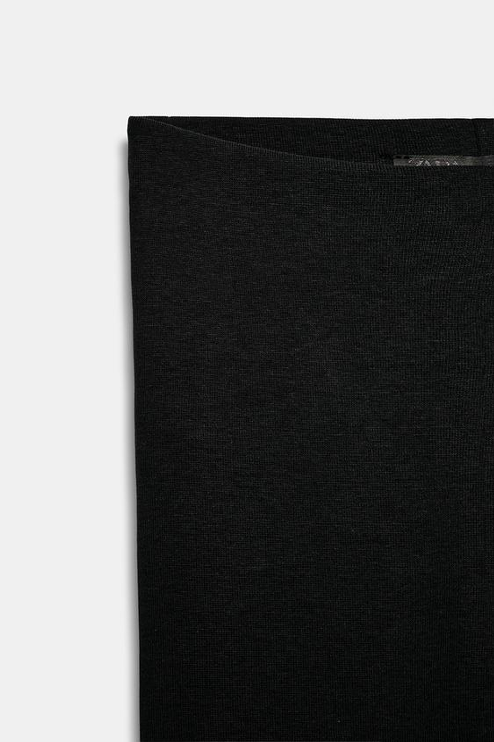 ZARA КОРОТКИЕ ЛЕГИНСЫ ИЗ ЛИОЦЕЛЛА, ЧЕРНЫЙ