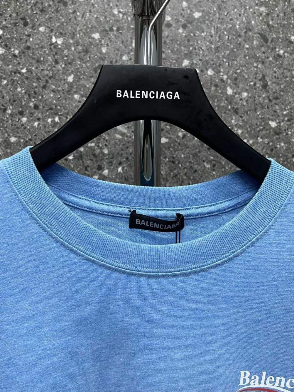 Футболка Balenciaga