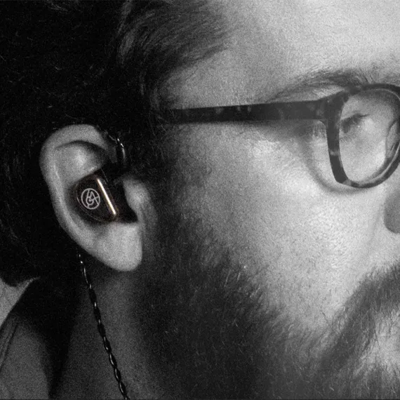 64 Audio Trio