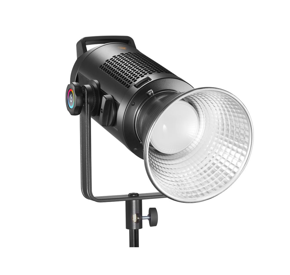 Светодиодный осветитель Godox SZ150R