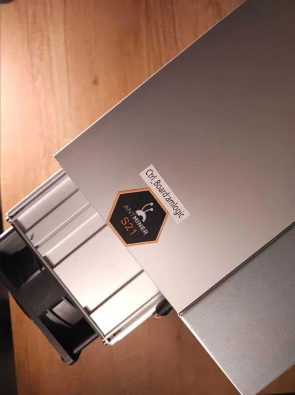 Antminer S21 200 TH/S Б/У