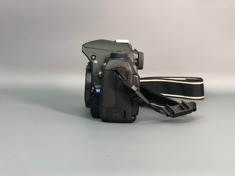 Olympus E30