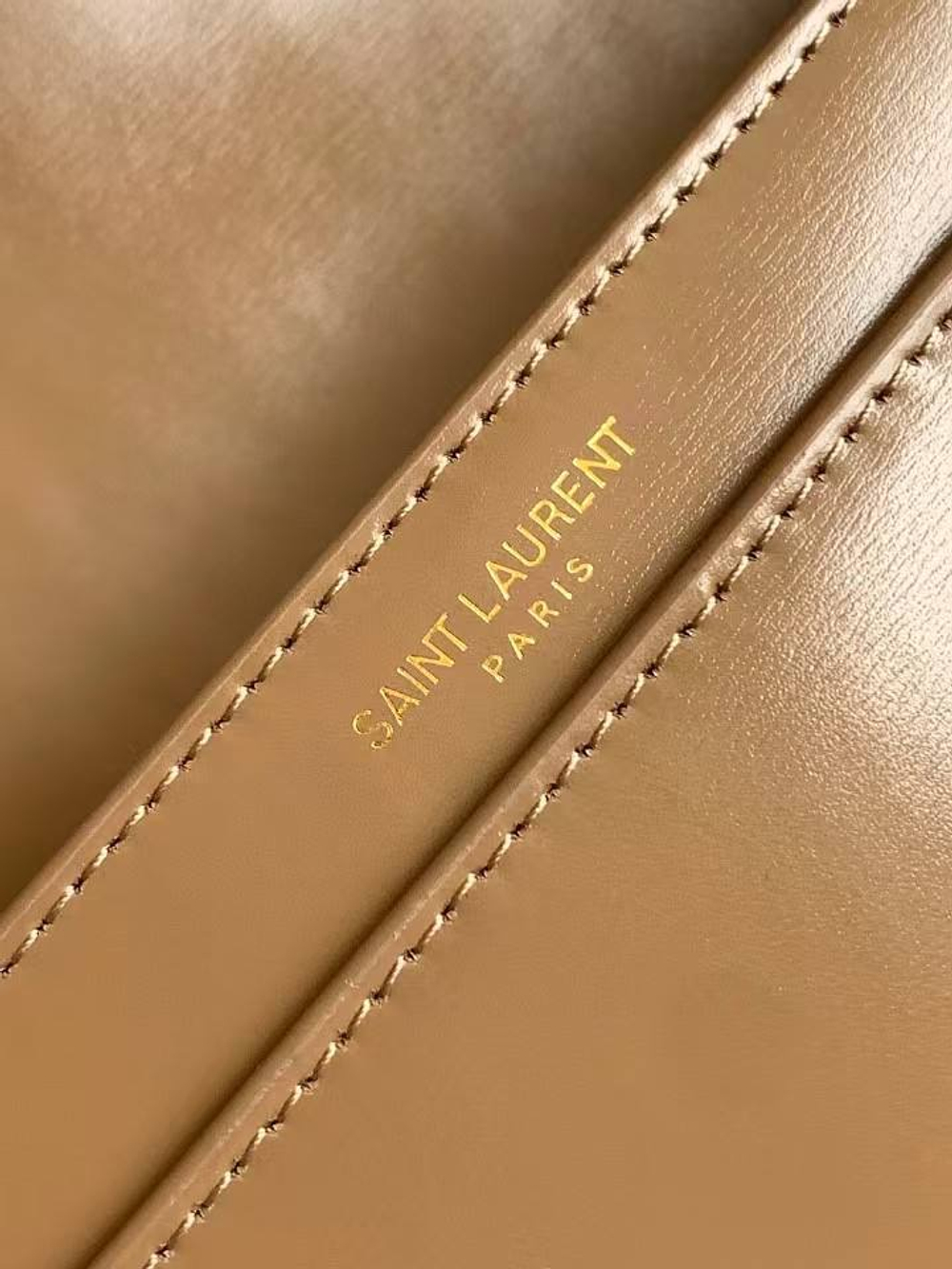 Сумка Yves Saint Laurent