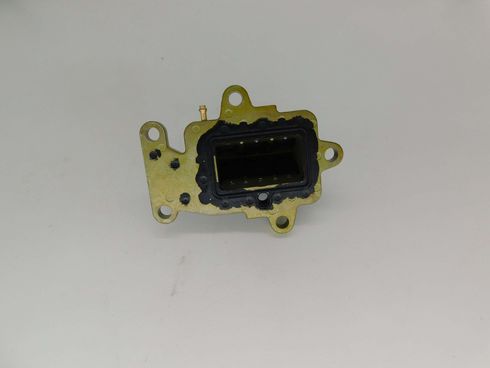 лепестковый клапан Yamaha 13.5 15 9.9 63V-13610-10-00