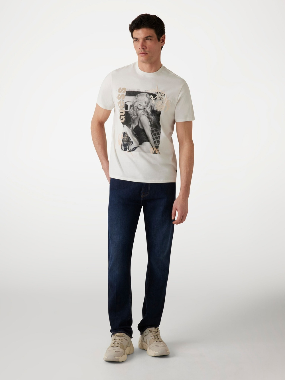 Футболка мужская GUESS