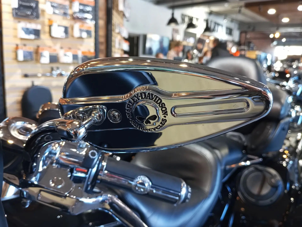 HARLEY-DAVIDSON TRIGLIDE ULTRA 2015
