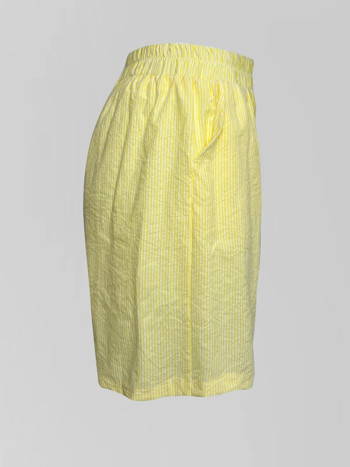 Костюм Fashion 620030 в полоску из рубашки с длинным рукавом и шорт на резинке