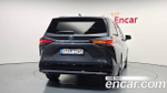 Toyota Sienna 2.5 Hybrid 2WD — 2025
