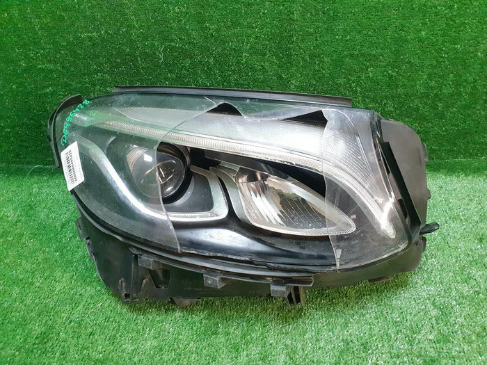 Фара правая Mercedes GLC X253 (2015-2019) LED
