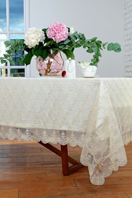 Скатерть 180x300 Domus 3548/3523 Ivory кружевная
