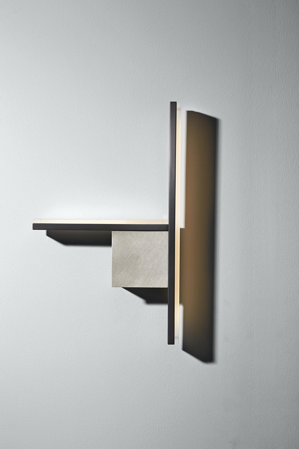 Светильник ALMOST ESSENCE WALL by Venicem