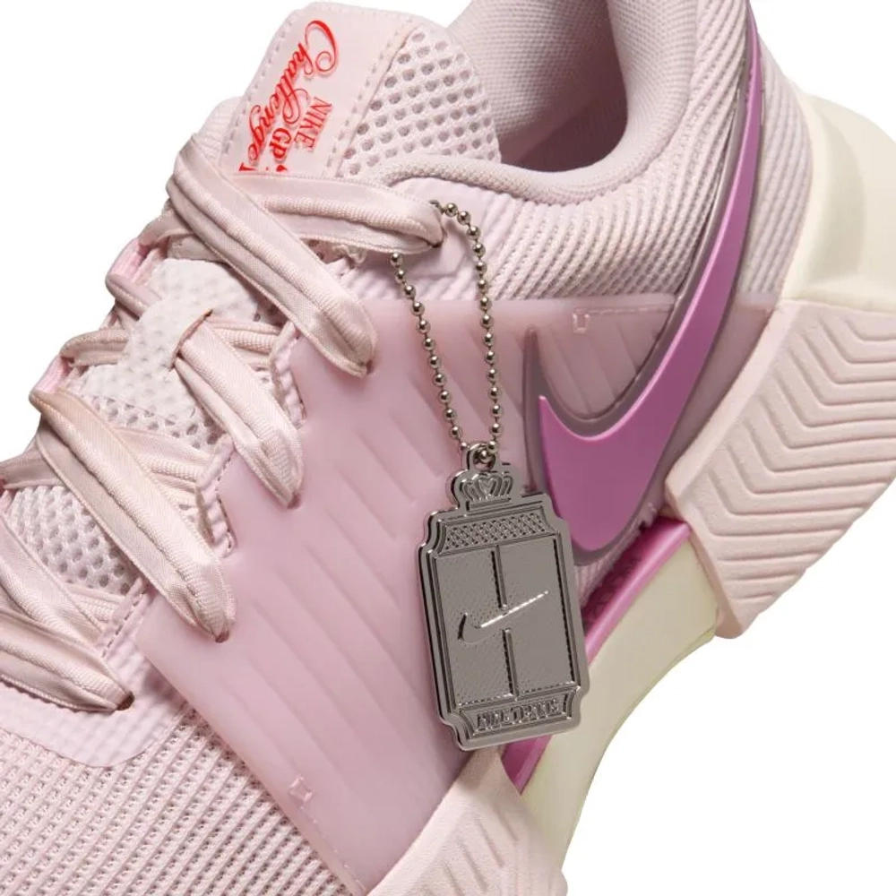 Женские теннисные кроссовки Nike Zoom GP Challenge 1.5 Premium - pearl pink/light magenta/pink foam chalk