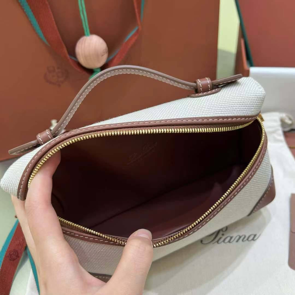 Сумка Loro Piana Extra Pocket L19