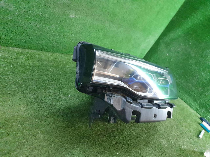 Фара левая BMW X7 G07 (2019-2022) Laser Light