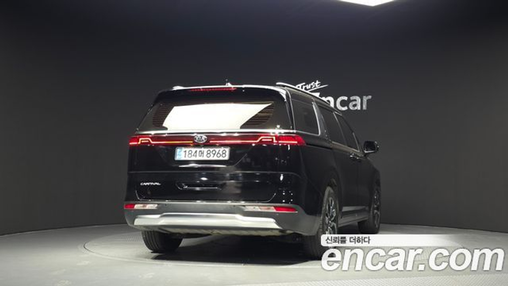 KIA Canival 9-Seater Noblesse — 2021
