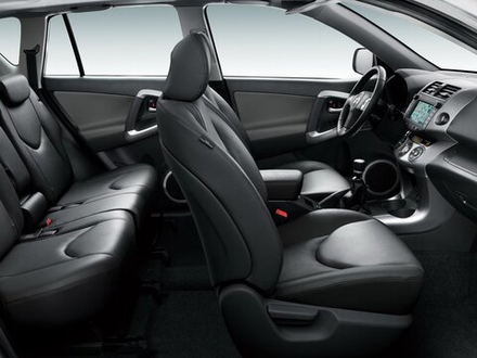 Авточехлы модельные Toyota RAV-4 2000-2005 г.