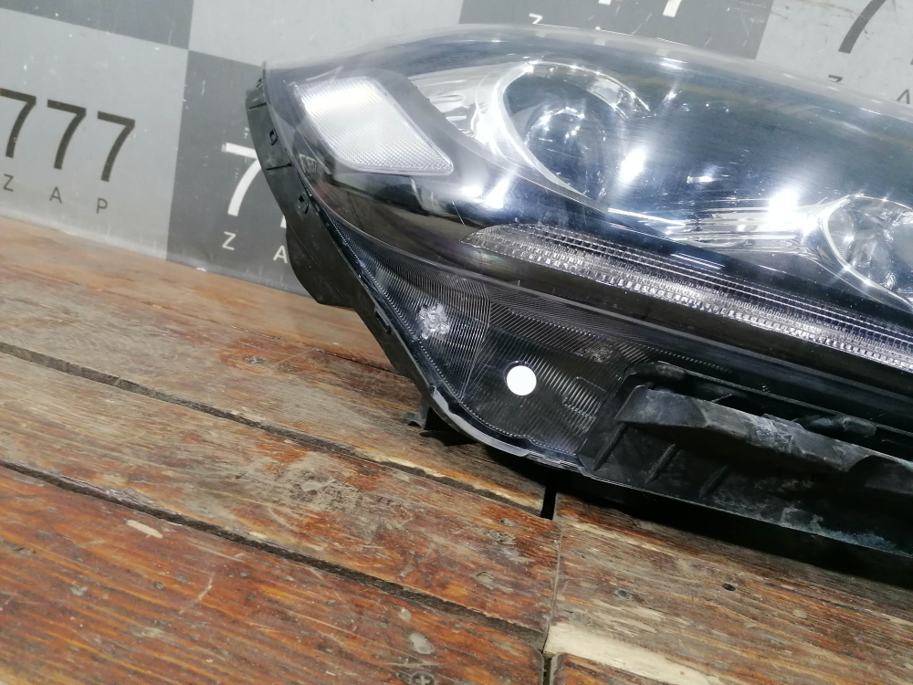 Фара правая LED Kia Sorento 3 Prime (UM) 17-20 Б/У Оригинал 92102C5600