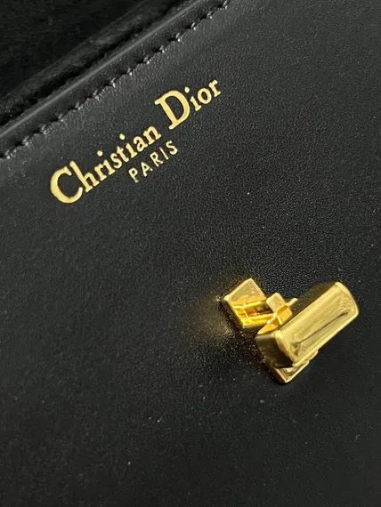 Сумка Dior 30 Montaigne Avenue черный