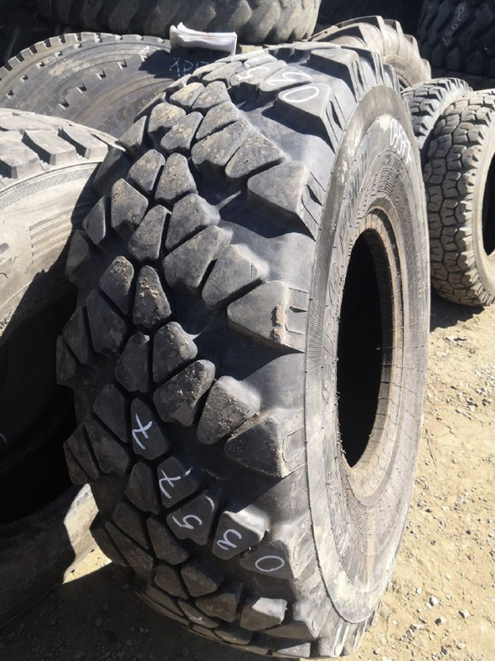 425/85R21 Омскшина O-184 шина б/у