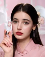 Блестящая помада Flower Knows Butterfly Cloud Collar Glossy Lipstick - C09 Camellia
