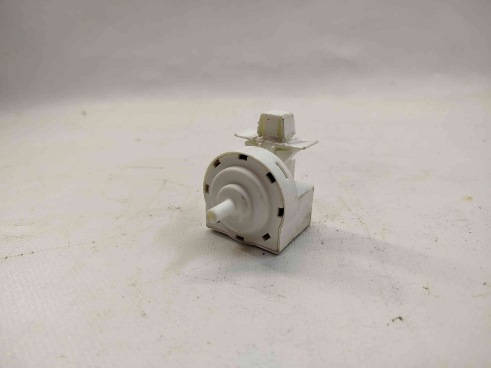EW6T4R262 кт292 Датчик уровня воды стиральной машины Electrolux EW6T4R26 б/у
