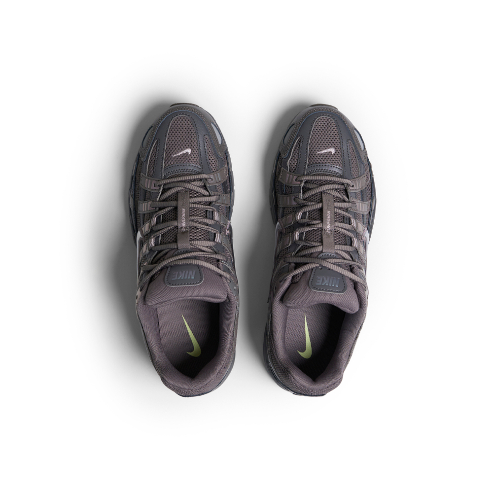 Кроссовки Nike P-6000 "Cave Stone Metallic Silver"