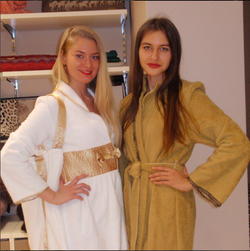 Халат махровый Cesare Paciotti Shot Robe Gold Carpet V10 горчичный