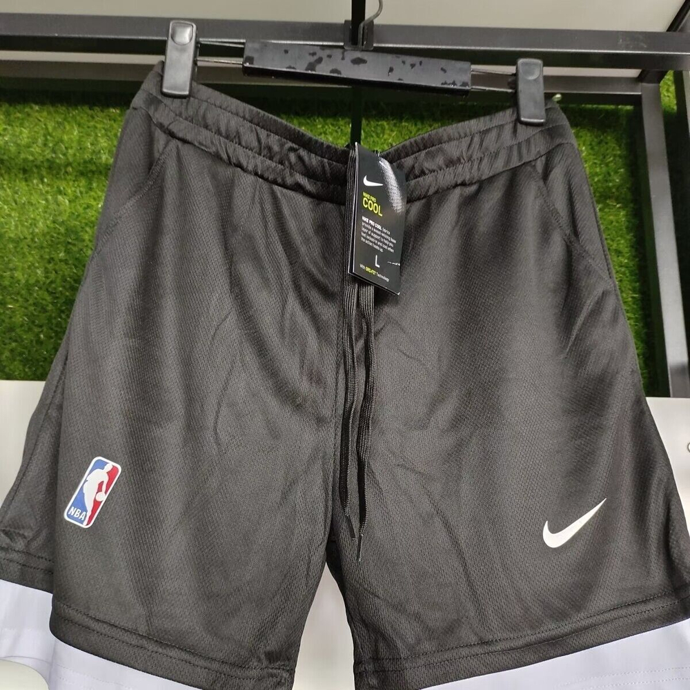Компрессионные шорты Nike Pro