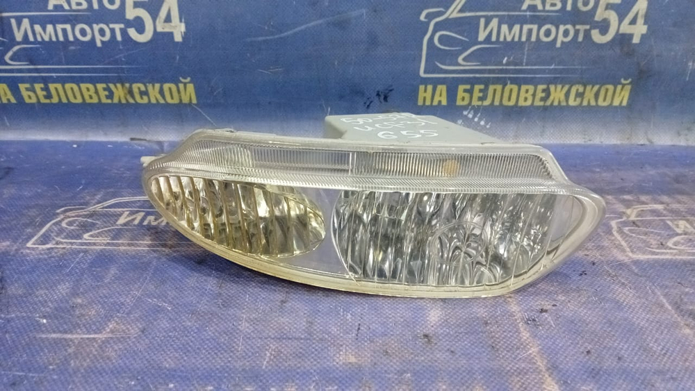 Туманка правая TOYOTA CELSIOR 2000-2003