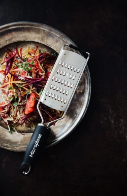 Microplane Терка Жюльен Gourmet черная 45003