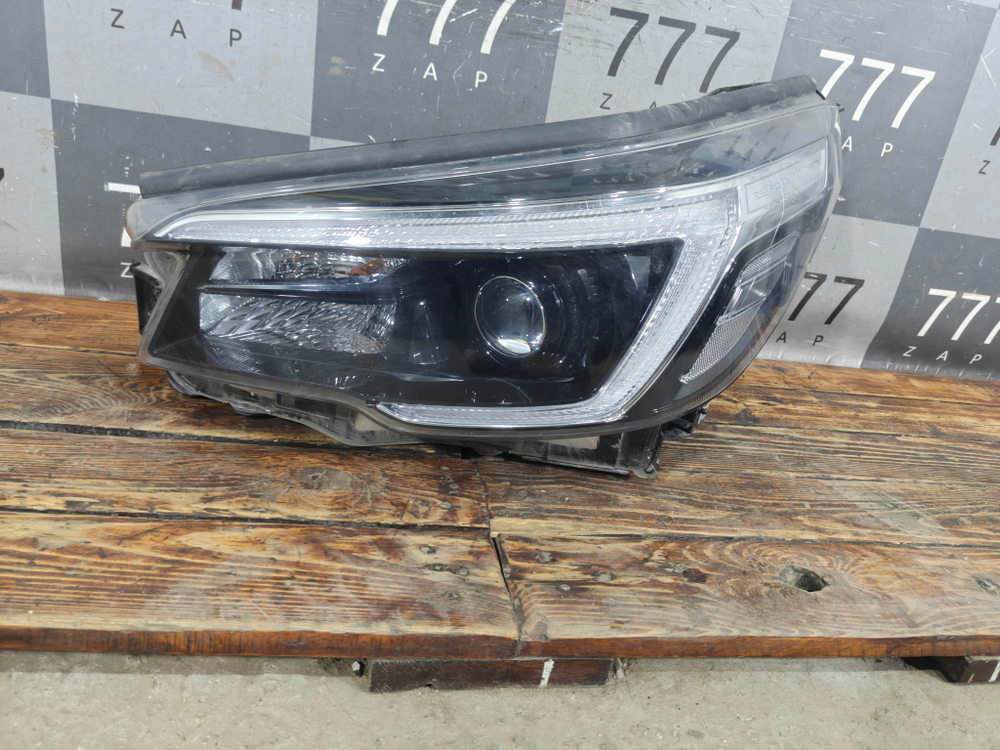 Фара левая LED с ДХО Subaru Forester 5 (SK) 18-21 Б/У Оригинал 84913SJ451