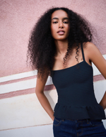 Женский трикотажный топ с баской - BERSHKA