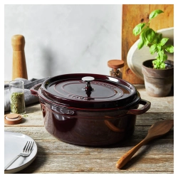 STAUB Чугунная кокотница овальная 27 см 3,2 л с гренадином для запекания (II сорт) EAN 3272340002540