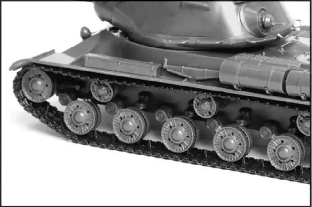 Советский тяжелый танк ИС-2