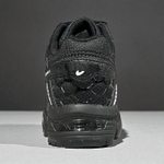 Asics Gel-Kahana 8 • Black Line White