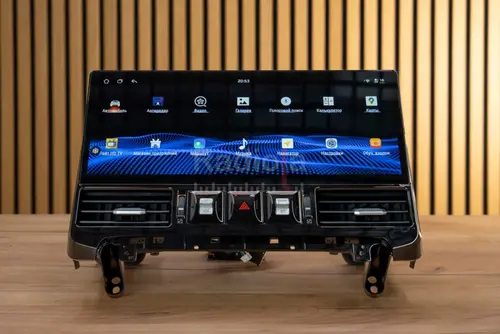 Магнитола для Toyota Land Cruiser 200 2007-2015 (климат на ШГУ) - RDL монитор 17" на Android 13, Быстрая, CarPlay, 4G SIM-слот