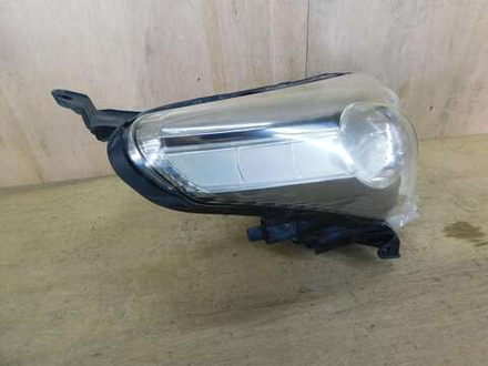 фара правая Toyota Ist NCP110 52-174