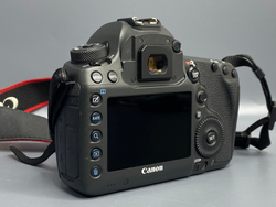 Canon EOS 5DS R — 6 000 кадров