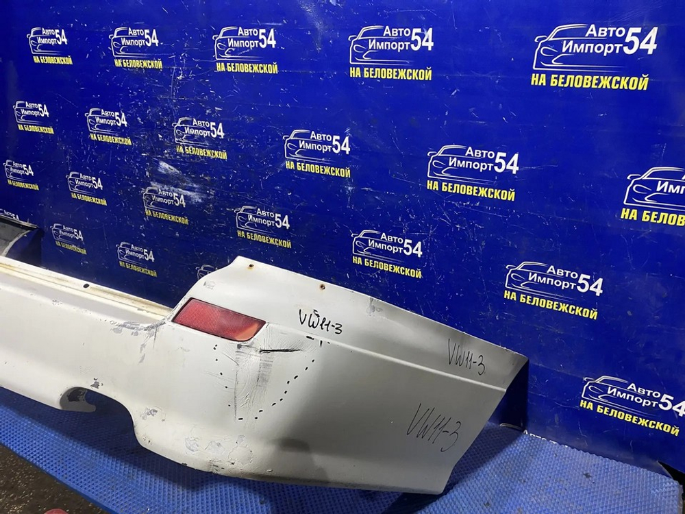 Бампер задний NISSAN EXPERT 2001